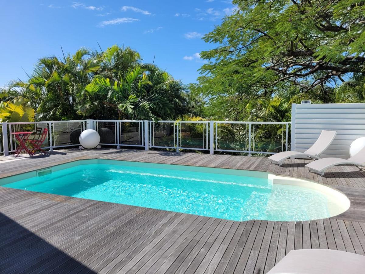 Villa Ste Marthe Avec Piscine, Grande Terrasse, Jardin Intime Et Citerne D'Eau 생프랑수아 외부 사진