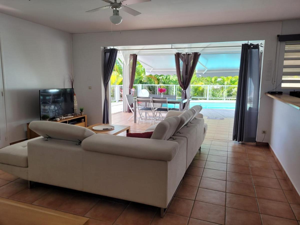 Villa Ste Marthe Avec Piscine, Grande Terrasse, Jardin Intime Et Citerne D'Eau 생프랑수아 외부 사진