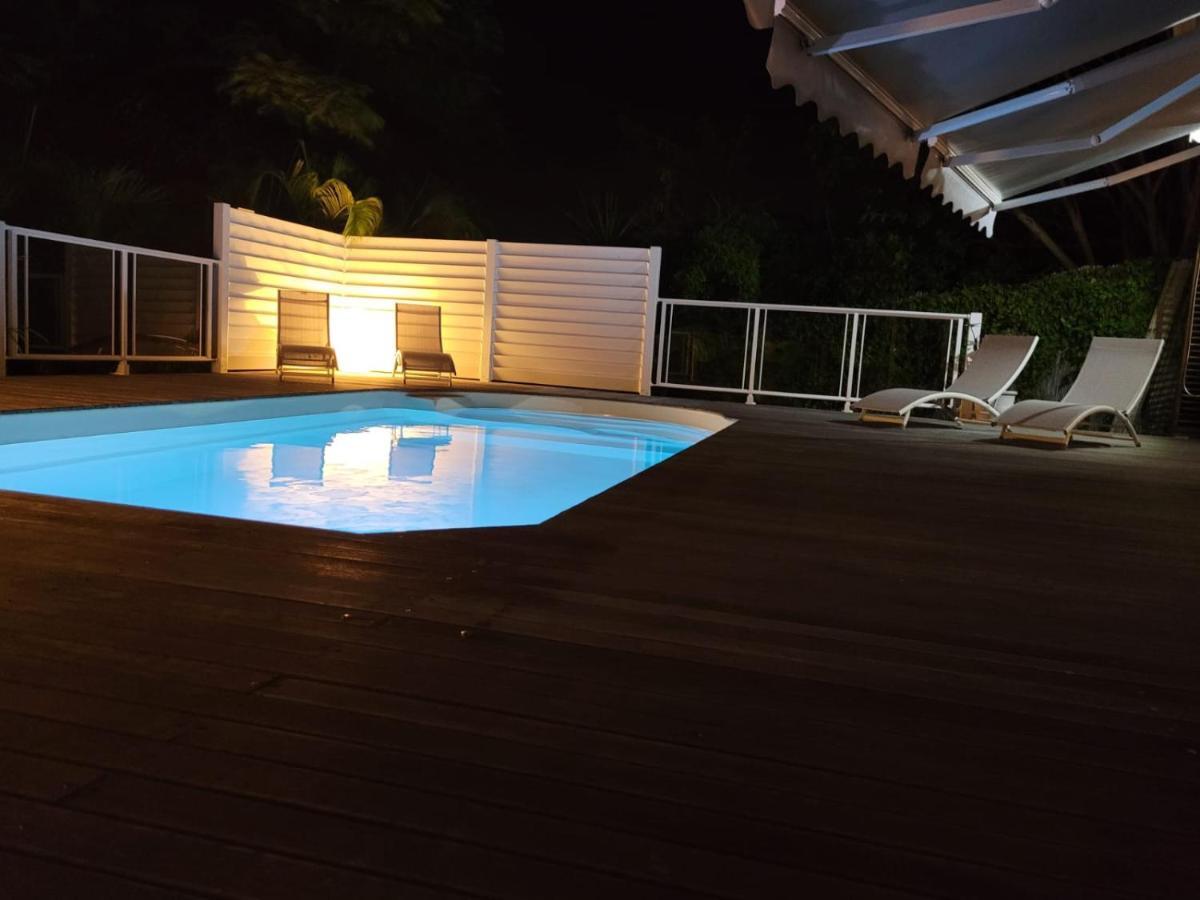 Villa Ste Marthe Avec Piscine, Grande Terrasse, Jardin Intime Et Citerne D'Eau 생프랑수아 외부 사진