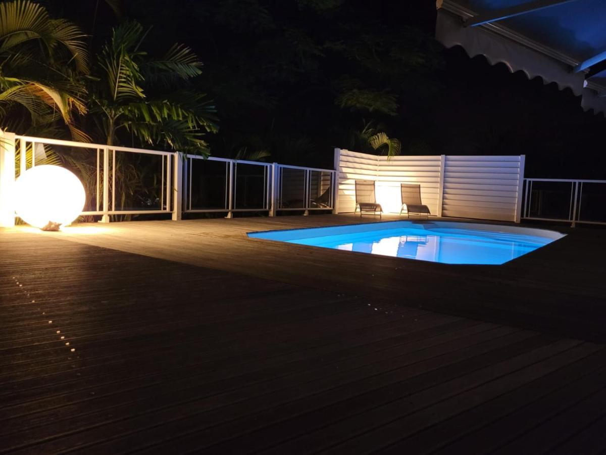 Villa Ste Marthe Avec Piscine, Grande Terrasse, Jardin Intime Et Citerne D'Eau 생프랑수아 외부 사진