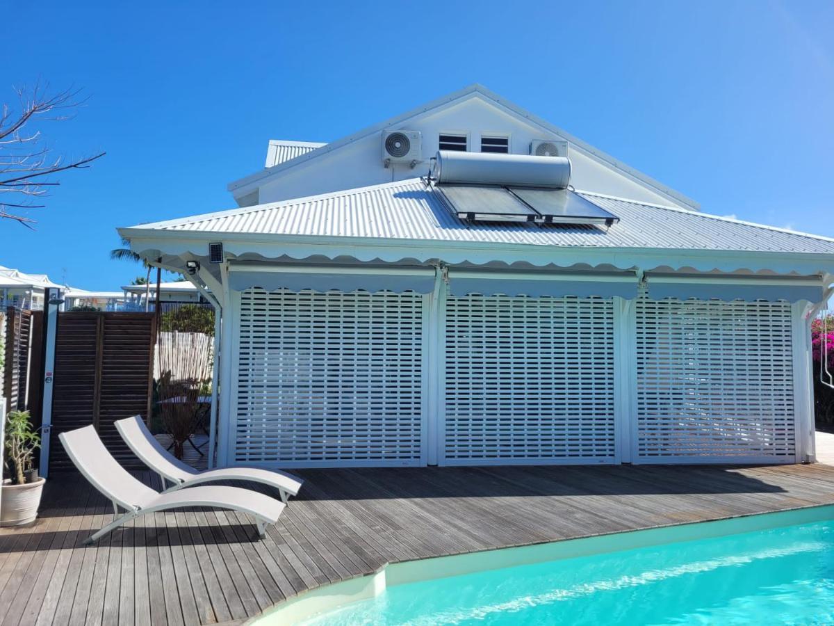 Villa Ste Marthe Avec Piscine, Grande Terrasse, Jardin Intime Et Citerne D'Eau 생프랑수아 외부 사진