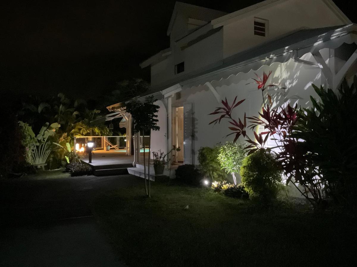 Villa Ste Marthe Avec Piscine, Grande Terrasse, Jardin Intime Et Citerne D'Eau 생프랑수아 외부 사진